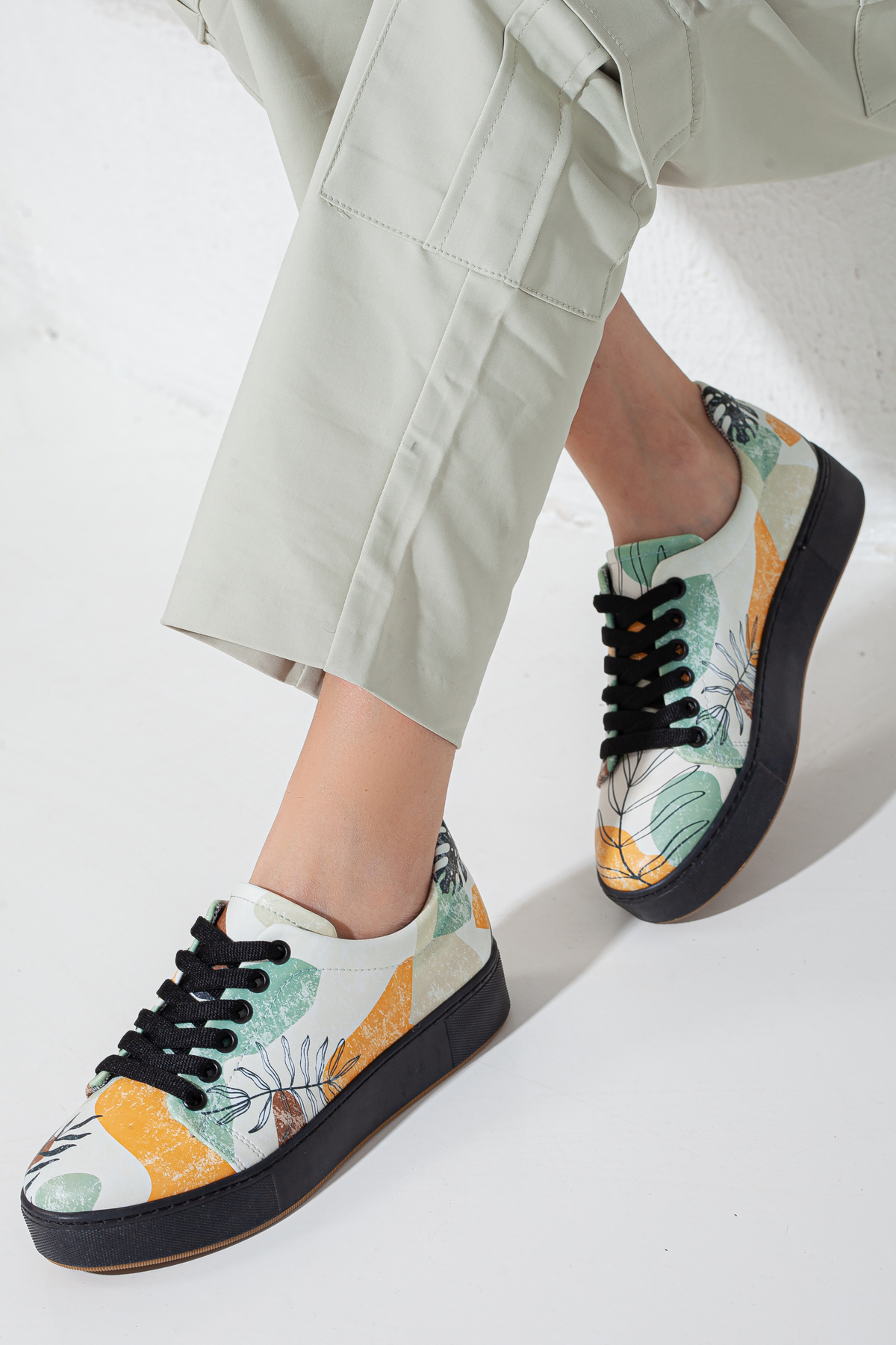 Autumn patterned sneakers shoes