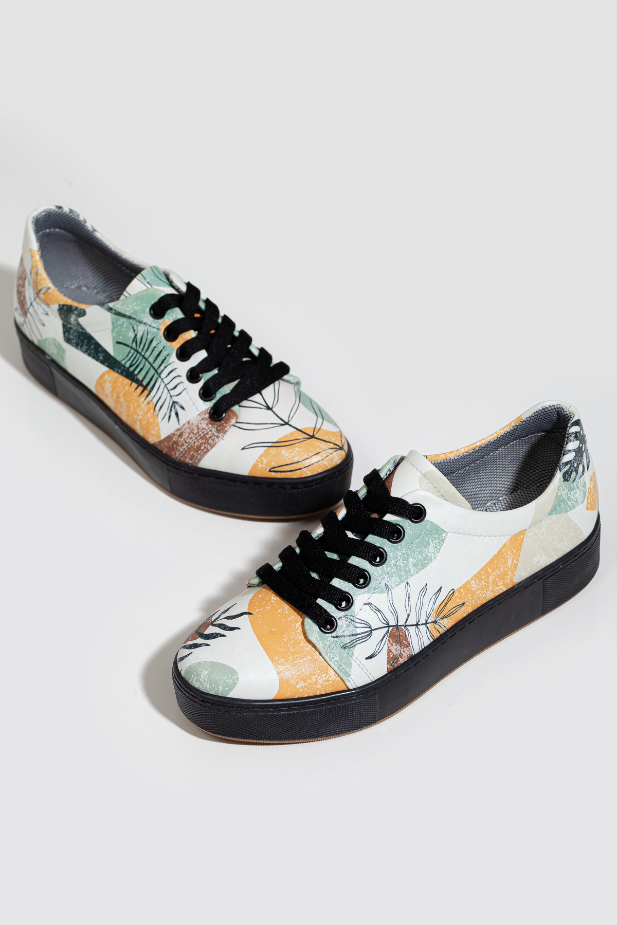 Autumn patterned sneakers shoes