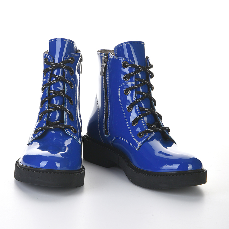 Blue short patent leather lace-up boots