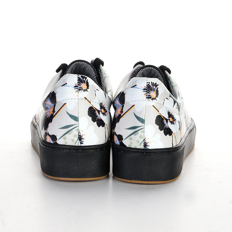 Women's sneakers with black sole floral design