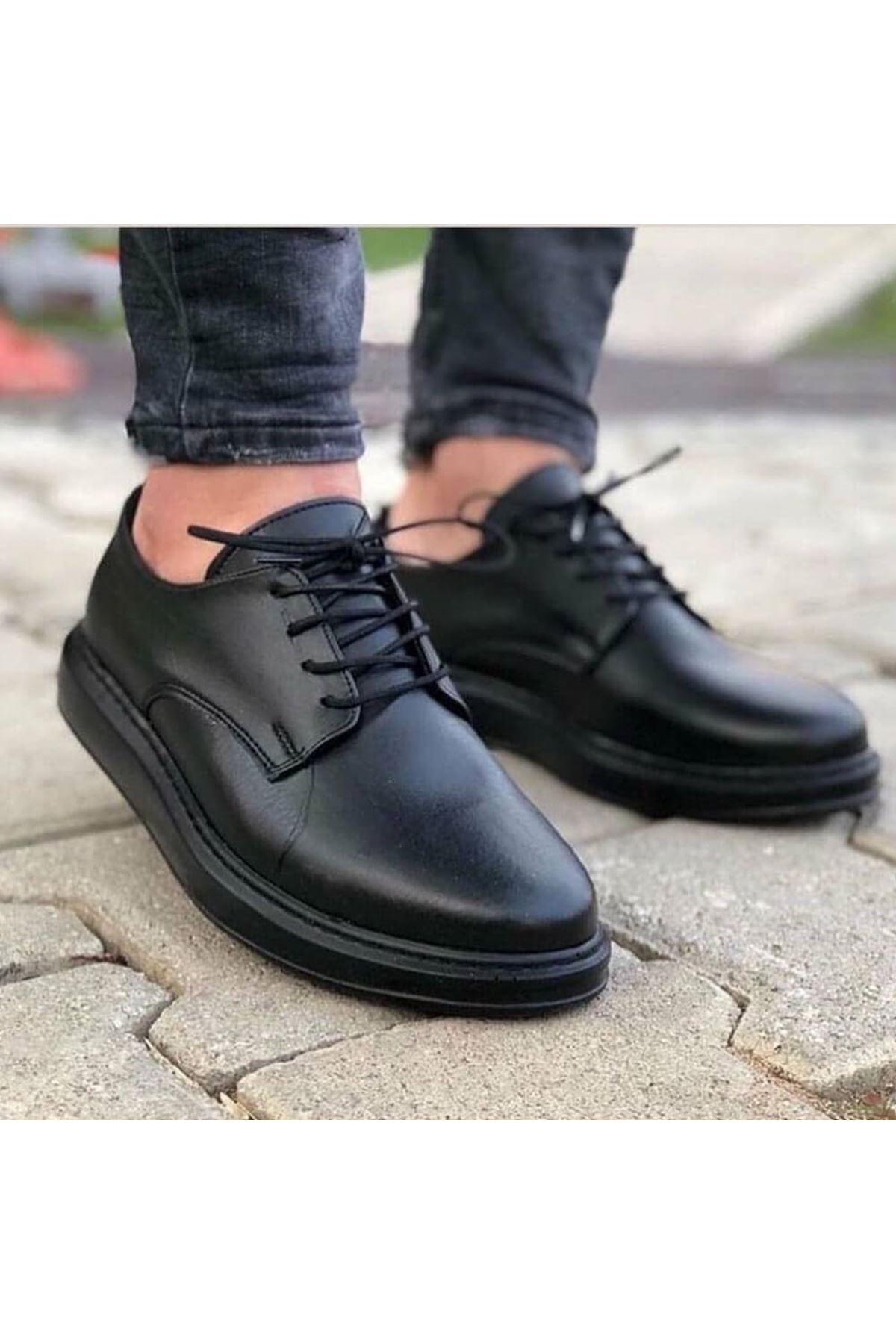 Men's Black Sports Shoes